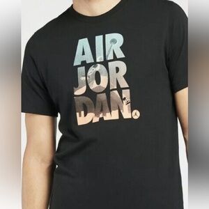 Air Jordan T—Shirt Black Short Sleeve S